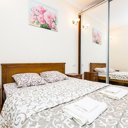 Квартира В Центрі Вулиця Балабана 29 Біля Краківського Ринку Lviv Extérieur photo
